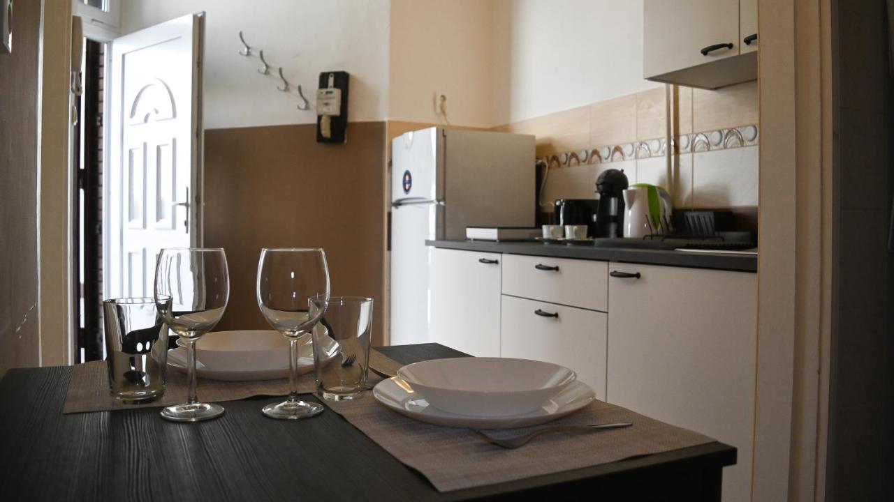 Your Home In Budapest: Cozy, Central & Silent Exterior foto